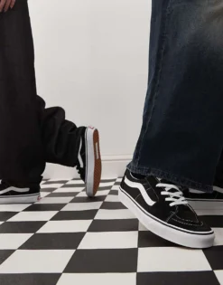 Vans SK8-Low Trainers In Black And White For Unisex -Kidivita Store 202638907 1 black 1