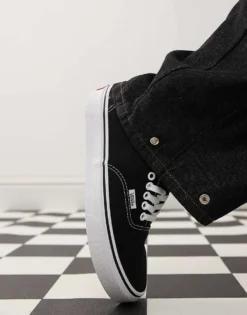 Vans Authentic Trainers In Black And White For Unisex -Kidivita Store 202646815 3