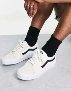 Vans SK8-Low Trainers In White With Black Side Stripe For Men
