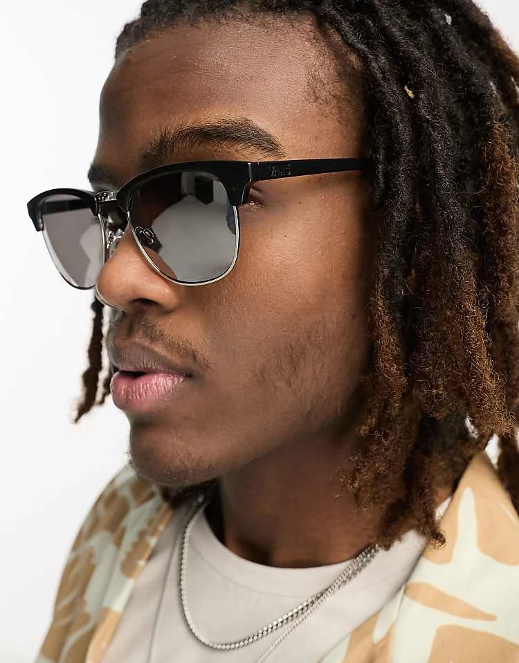 Vans Dunville Sunglasses In Black For Unisex 2 Vans Dunville Sunglasses In Black For Unisex - Image 2