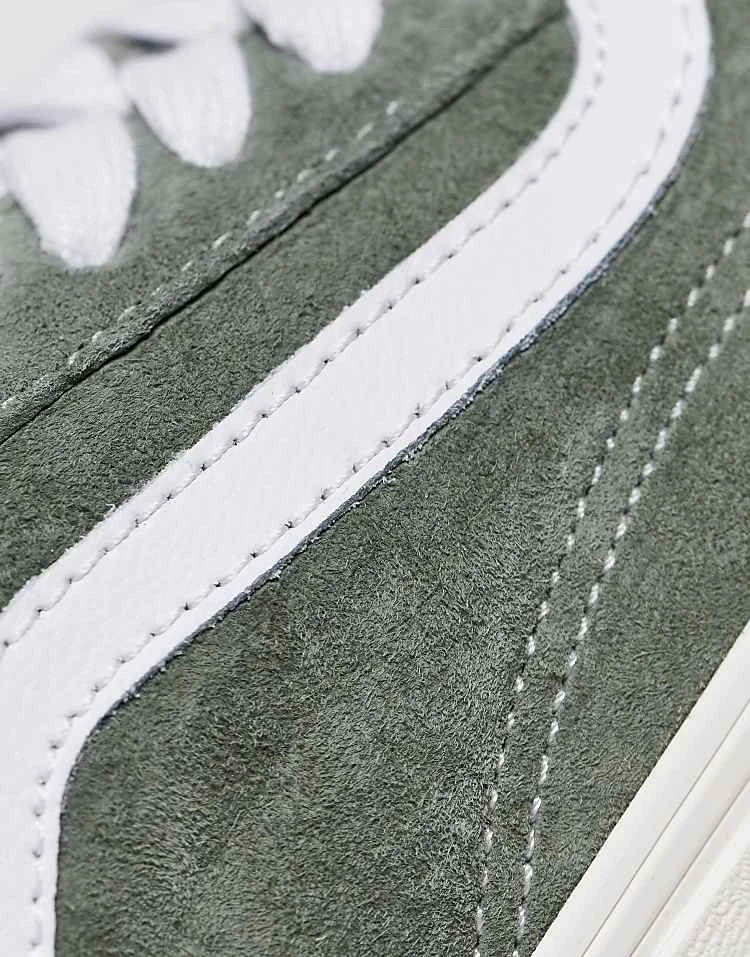 Vans Old Skool Trainers In Grey Suede For Unisex 4 Vans Old Skool Trainers In Grey Suede For Unisex - Image 4