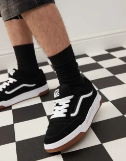 Vans Hylane Chunky Suede Trainers In Black And White With Gum Sole Detail For Unisex -Kidivita Store 206558011 4