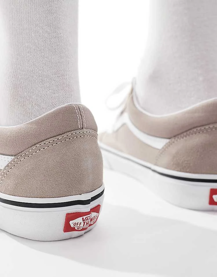 Vans Old Skool Trainers In Light Grey For Unisex 3 Vans Old Skool Trainers In Light Grey For Unisex - Image 3