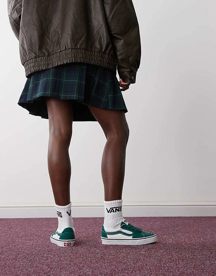 Vans Sk8-low Two Tone Trainers In Dark Green And White For Unisex Mid Green 3 Vans Sk8-low Two Tone Trainers In Dark Green And White For Unisex Mid Green - Image 3