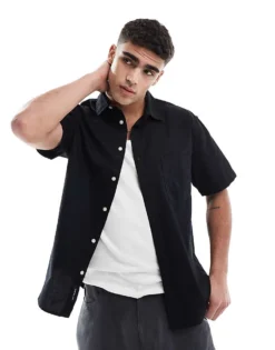 Vans Lawson Solid Short Sleeve Woven Tee In Black For Men