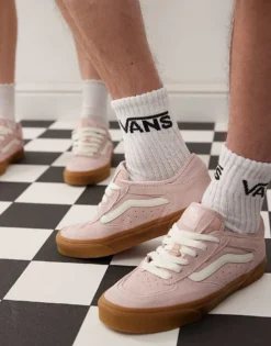 Vans Rowley Classic Suede Trainers In Light Pink With Gum Sole For Unisex -Kidivita Store 208059401 3