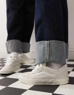 Vans Rowley Classic Suede Trainers In Off White For Unisex -Kidivita Store 208059576 1 offwhite 1