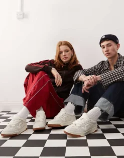 Vans Upland Chunky Suede Trainers With Reflective Heel Tab In Off White For Unisex -Kidivita Store 208060552 1 offwhite 1